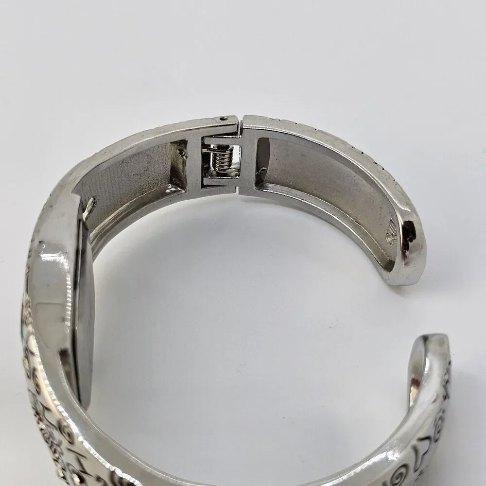 Women's Hearts Cuff Bracelet Watch‎ 24MM Gray Dail Bracelet 5.5
